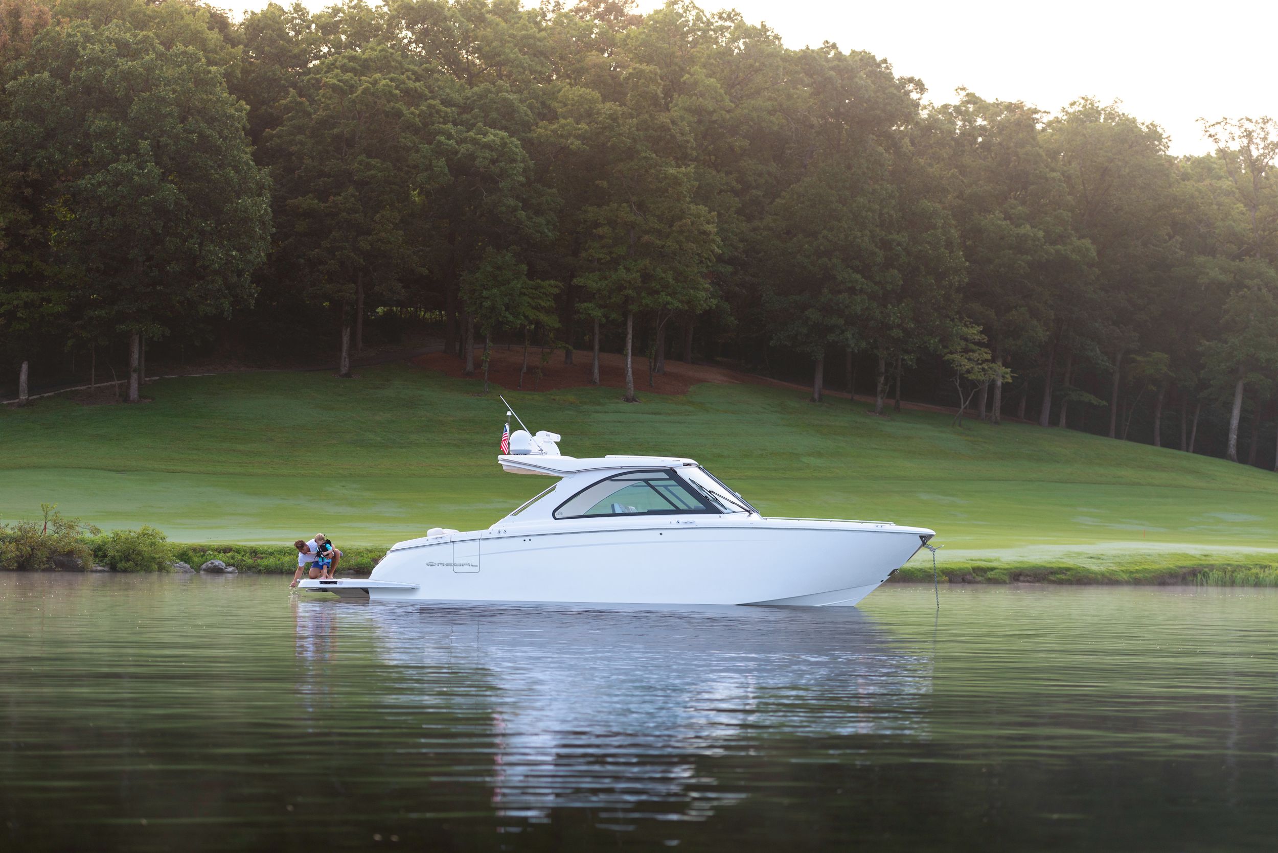 2025 Regal Sterndrive Bowrider LS36
